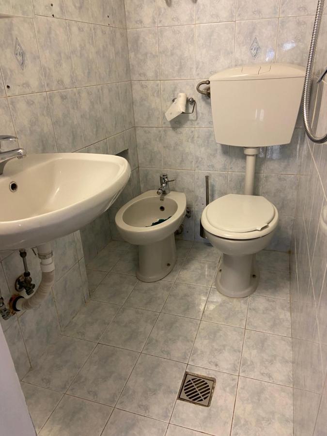 La Maison Des Voyageurs Bari Esterno foto